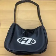 Hロゴ エナメル調 ショルダーバッグ ブラックのサムネイル