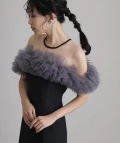 美品 atlo Pourvous ギャザーチュール オフショルダードレス M - メルカリ