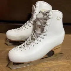 Item thumbnail for item 47b1977f-f592-444a-8bae-deed5bc9e36d