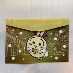 ちいかわ　フラットケース　うさぎ