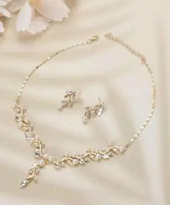ネックレス ドレス