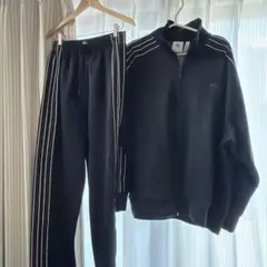 アディダス　Q4　FS セットアップ　adidas　originals