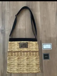 美品　intoxic. イントキシック バスケット柄 ショルダーバッグ