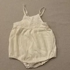 MONEBEBE ホワイトロンパース S
