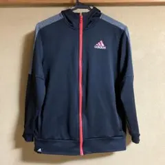 adidas フード付きジャンパー　サイズ 160