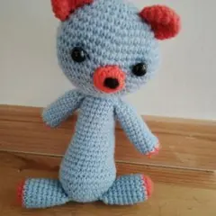 ハンドメイドあみぐるみクマ