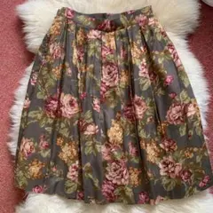 再再再再再お値下❣️trans work 花柄スカート Mサイズ