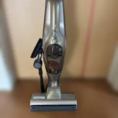 Panasonic コードレススティック掃除機 MC-BU110J-T - メルカリ