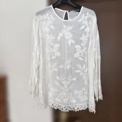 ZARA WOMAN 刺繍 長袖ブラウス ホワイト
