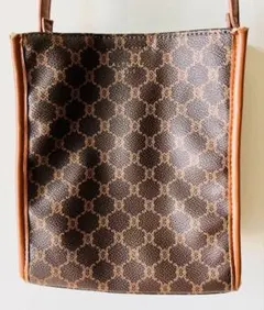 Item thumbnail for item af1b0ba3-6a81-4221-aecc-6507c6afba2c