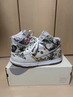Supreme Nike SB Dunk High Rammellzee