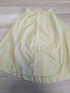 saloon　イエローベージュ　フレアスカート 　38