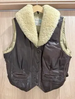 Schott USA製 ／ ファー付きレザーダウンベスト