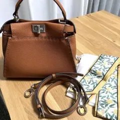 本革 2WAY ワンハンドル ショルダーバッグ カミラ キャメル ピーカブー