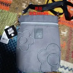 マリークワント　マリクワ　新品　スマホショルダーバッグ　グレー