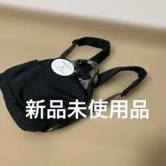 ブラックナイロンバックパック