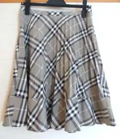 【美品】 バーバリーブルーレーベル プリーツスカート フレア ノバチェック 38