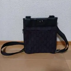 GUCCI ショルダーバッグ ブラック ロゴ