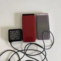 Softbankガラケー2個　充電器　セットのサムネイル