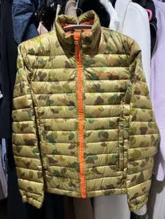 adidas カモフラージュ ダウンジャケット