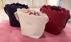 赤 ショルダーバッグ