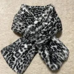 ヒョウ柄ファーマフラー