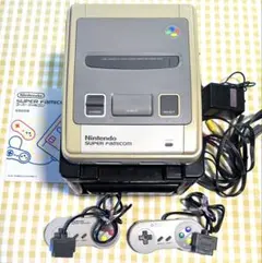 Nintendo スーパーファミコン 本体 コントローラー2個付き　台付き