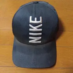 Nike ダークグレー 帽子