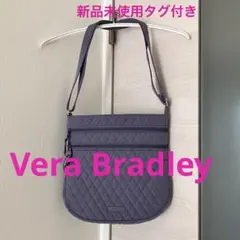 キルティング ショルダーバッグ　グレー　軽量