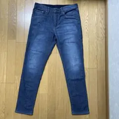 ユニクロ　EZYジーンズ Mサイズのサムネイル