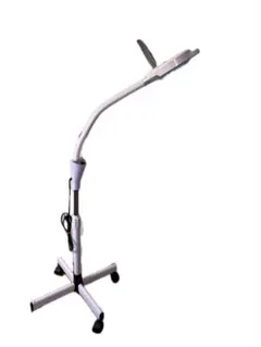 【送料無料】拡大レンズ付きスタンドライト（LEDタイプ）ホワイト