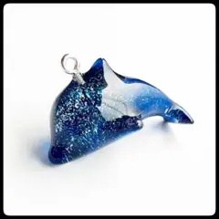 【ハンドメイド】202.宇宙イルカ・青　チャーム