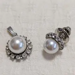 レトロなペンダントトップ とピンブローチ 2点セット ヴィンテージ レトロ