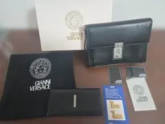 GIANNI VERSACE 二つ折り財布 セカンドバック セットのサムネイル
