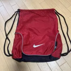Nike ドローストリングバッグ 赤黒