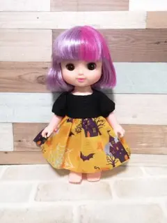 メルちゃん♡ソランちゃん♡ワンピース♡コウモリと城
