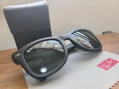 Ray-Ban(レイバン)　wayfarer