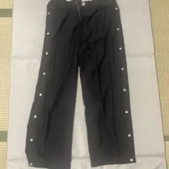 サイドフルスナップスラックス