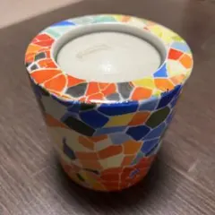 スペイン　バルセロナ　ガウディのカラフルなモザイクデザイン　キャンドル　陶器製のサムネイル
