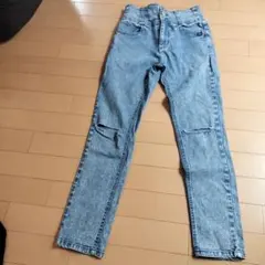 お値引き！ピンクラテ　ダメージジーンズのサムネイル