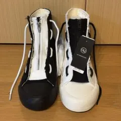 【新品未使用】UNDERCOVER x GU　スニーカー　26㎝　バカ履きのサムネイル