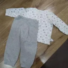 ユニクロキルトパジャマ★羊柄パジャマセット（グレー）