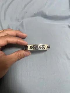 ホピ族（HOPI） クワンボングヴァ作バングル - メルカリ