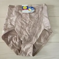 新品未使用　 ベージュショーツ