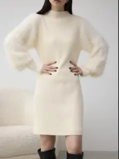 AZUL BY MOUSSY ニットワンピース アイボリー
