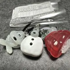 スヌーピー　ガチャ　めじるしアクセサリー 3種セット