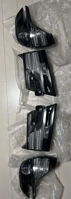 30 ヴェルファイア 前期 ヘッドライト 中古 ステー折れ - メルカリ