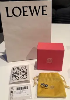 LOEWE ピアスシルバーのサムネイル