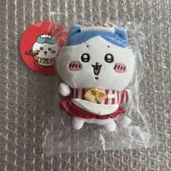 ちいかわレストラン　ホール担当なマスコットハチワレ