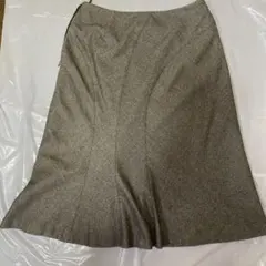 グレー フレアスカート Mサイズ 目立つ汚れあり